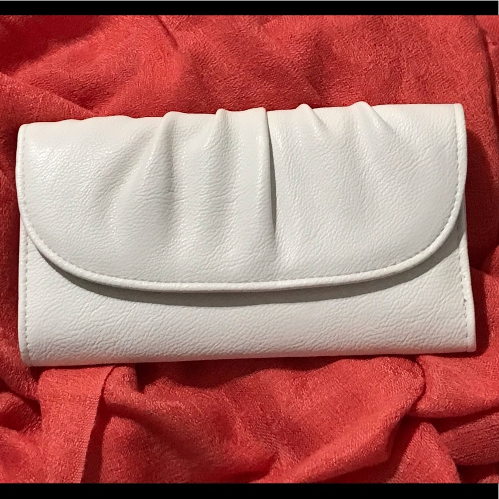 The Perfect Clutch!